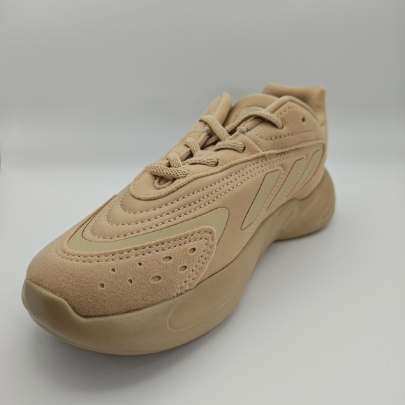 ADIDAS OZELIA BEIGE - Picture 1 of 7